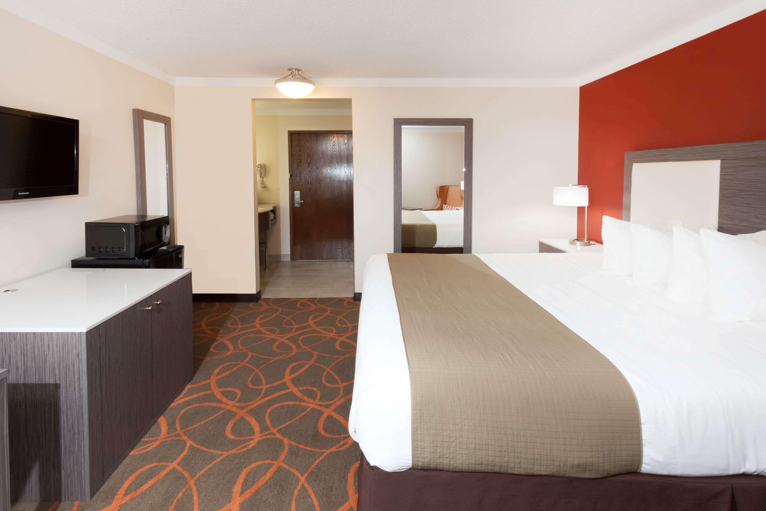Baymont By Wyndham Chicago/Alsip Hotel Exterior foto