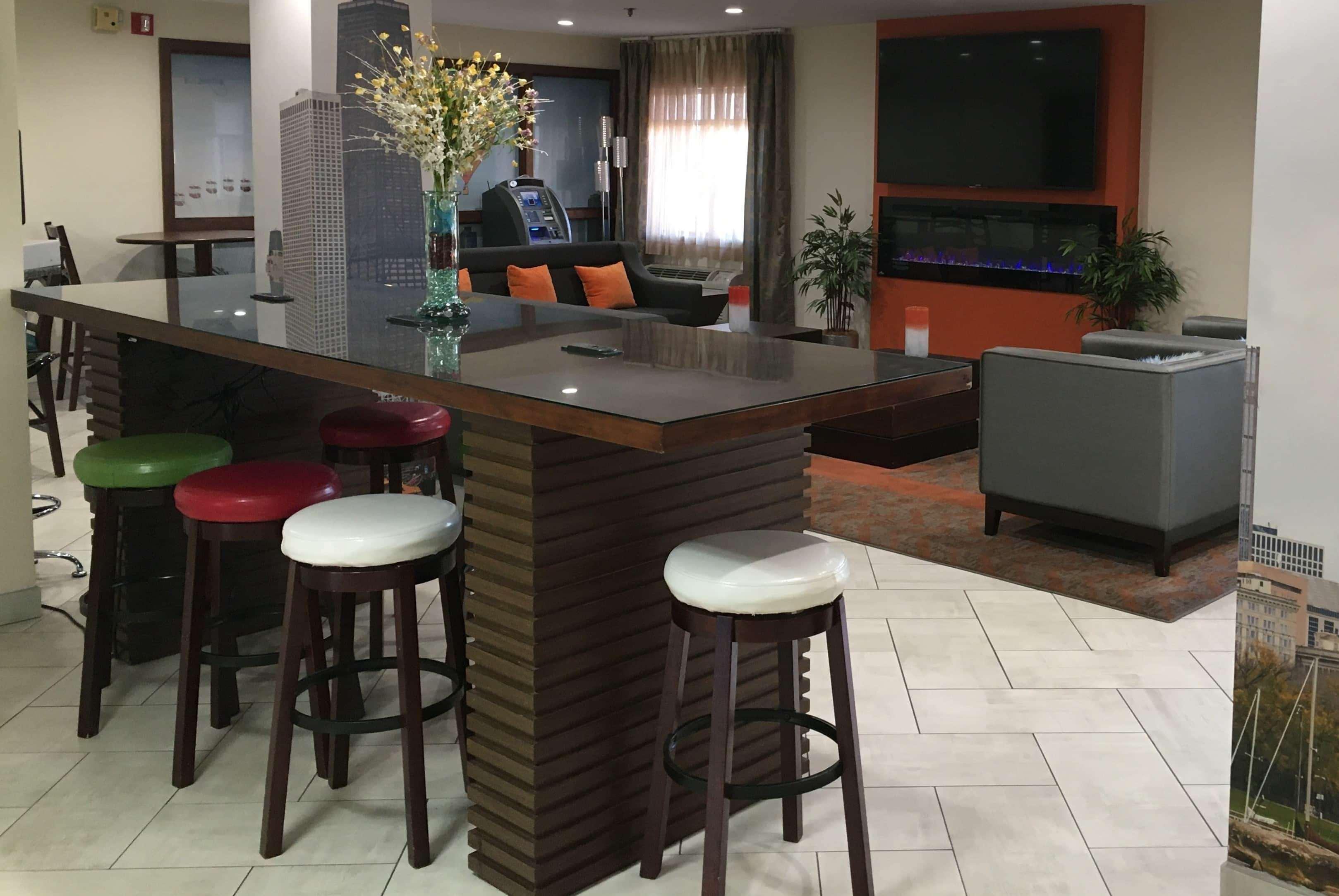 Baymont By Wyndham Chicago/Alsip Hotel Exterior foto