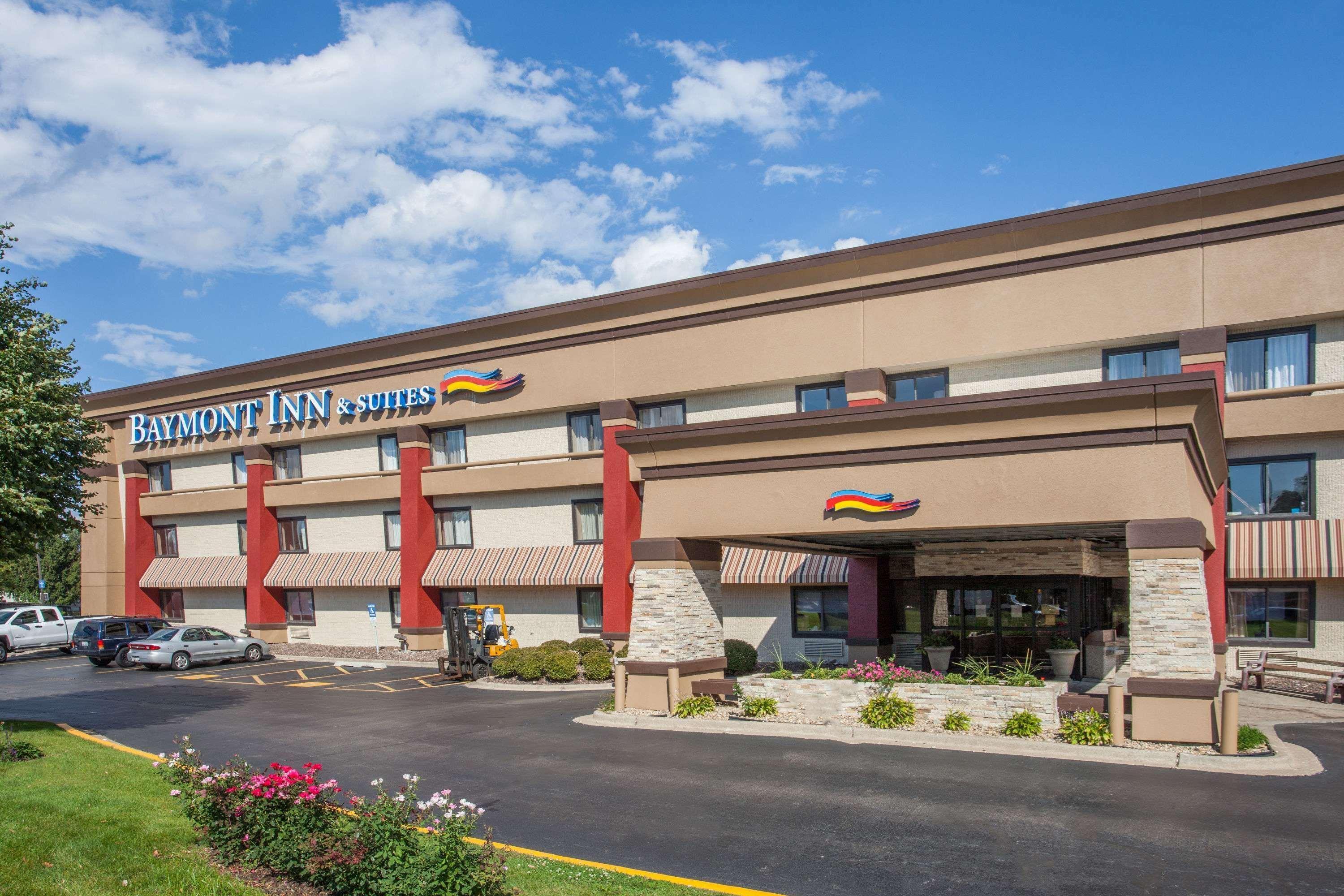 Baymont By Wyndham Chicago/Alsip Hotel Exterior foto
